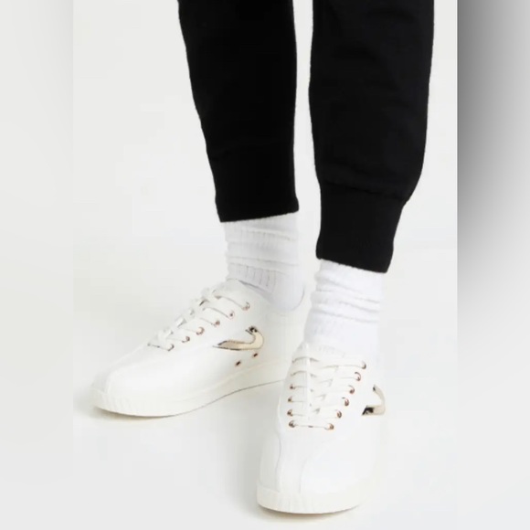 Tretorn Cream Sneakers with Gold Accents - Picture 2 of 14